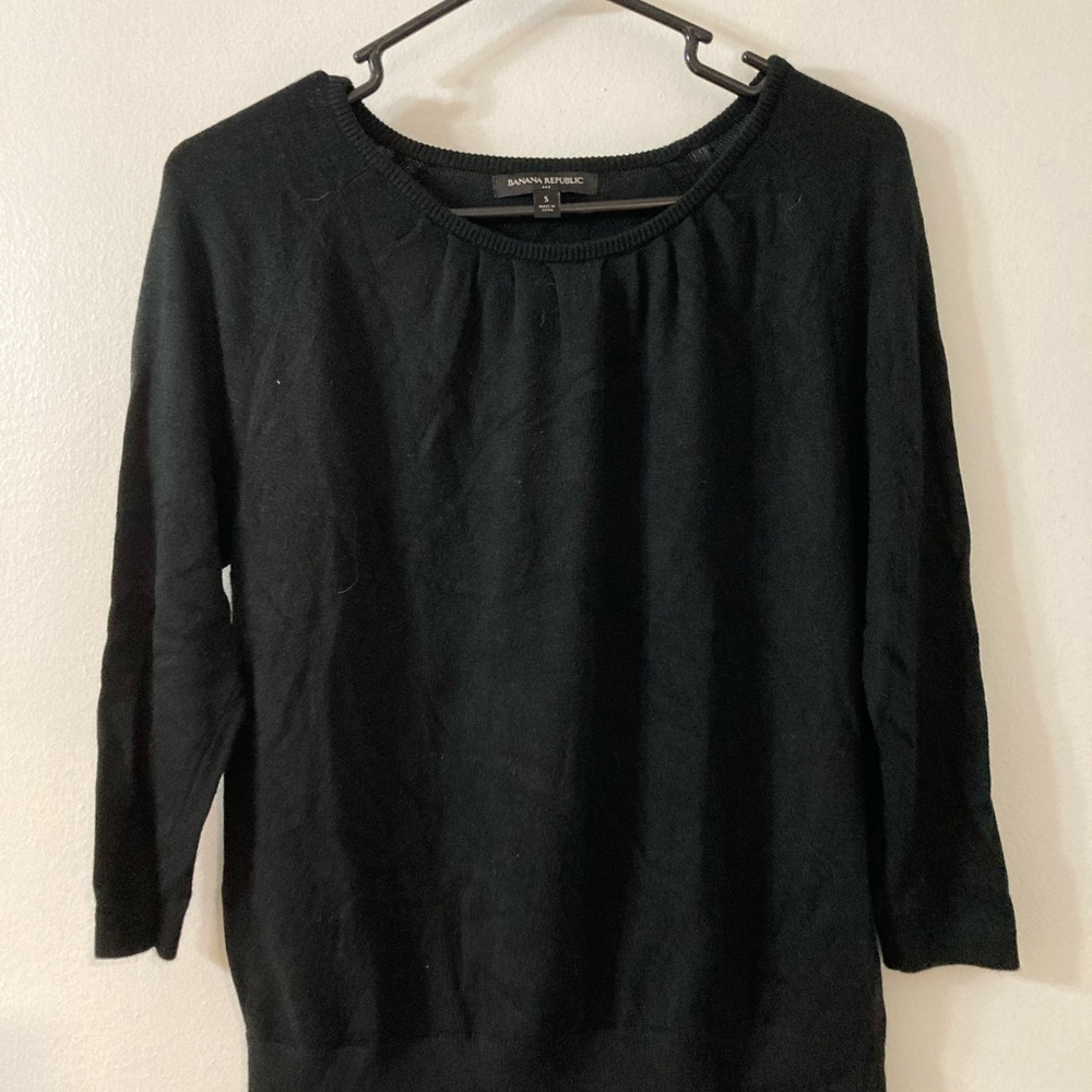 Banana republic 3/4 sleeve sweater, size small
